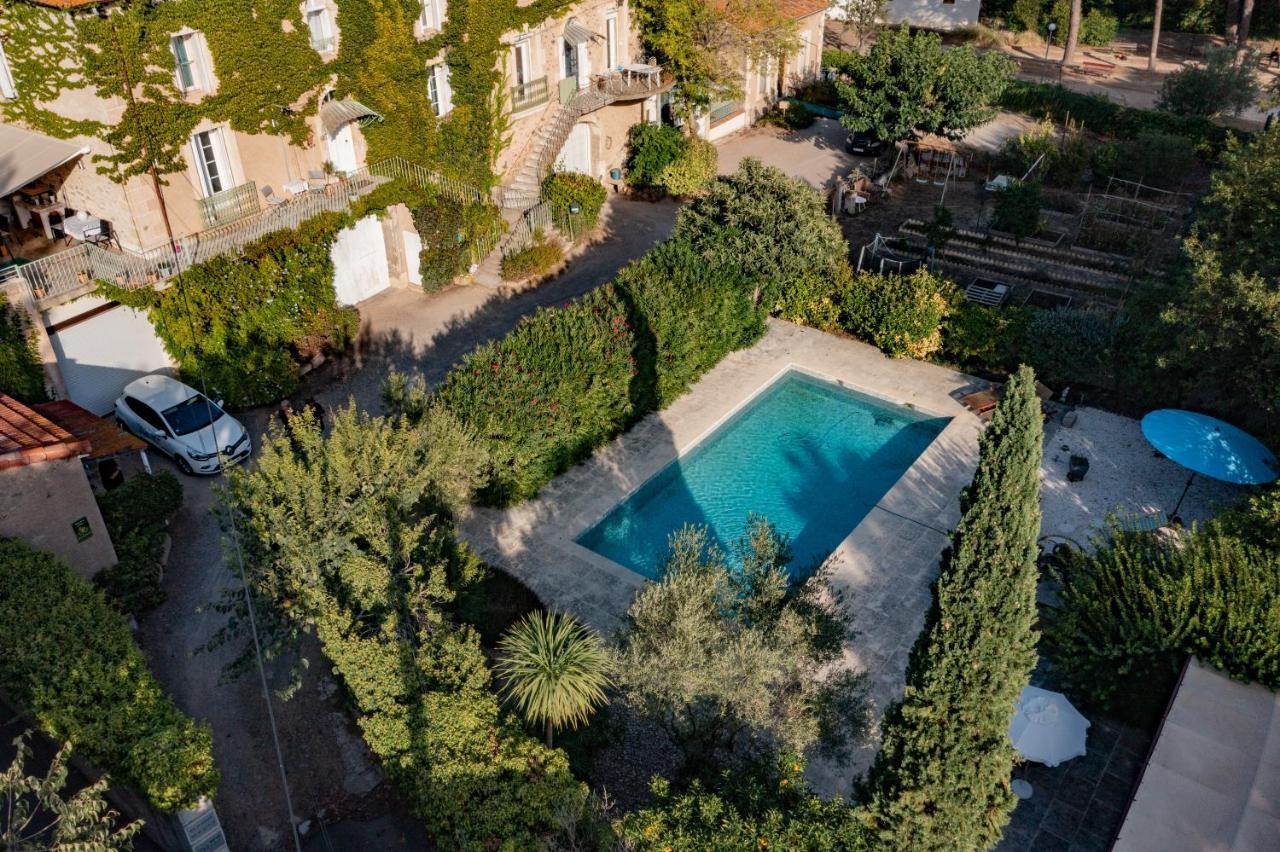 Les Chambres Du Lavoir Vert Tourbes Luaran gambar