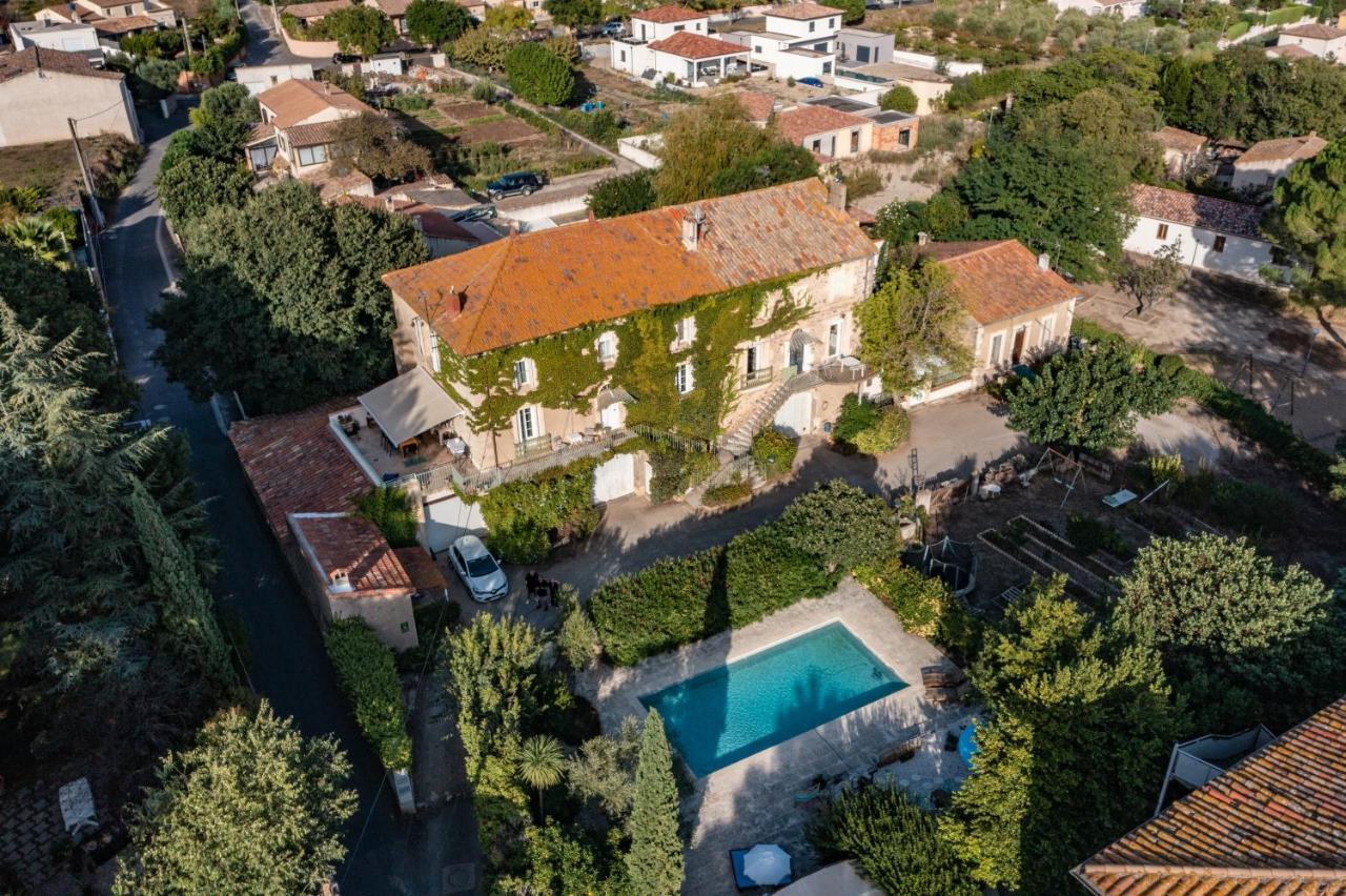 Les Chambres Du Lavoir Vert Tourbes Luaran gambar
